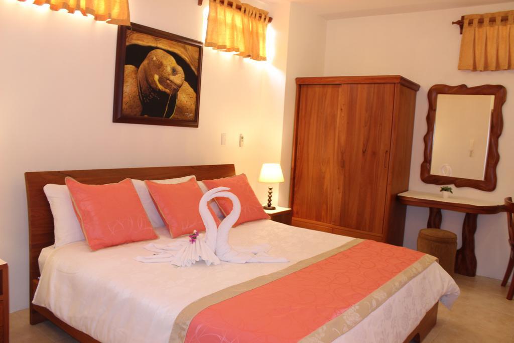 Hotel Del Sol Galapagos Puerto Ayora  Zimmer foto