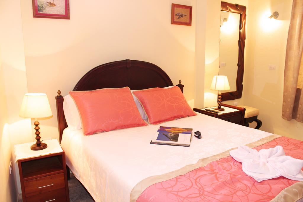 Hotel Del Sol Galapagos Puerto Ayora  Zimmer foto